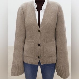 Wool/Cashmere V-neck Beige Cardigan